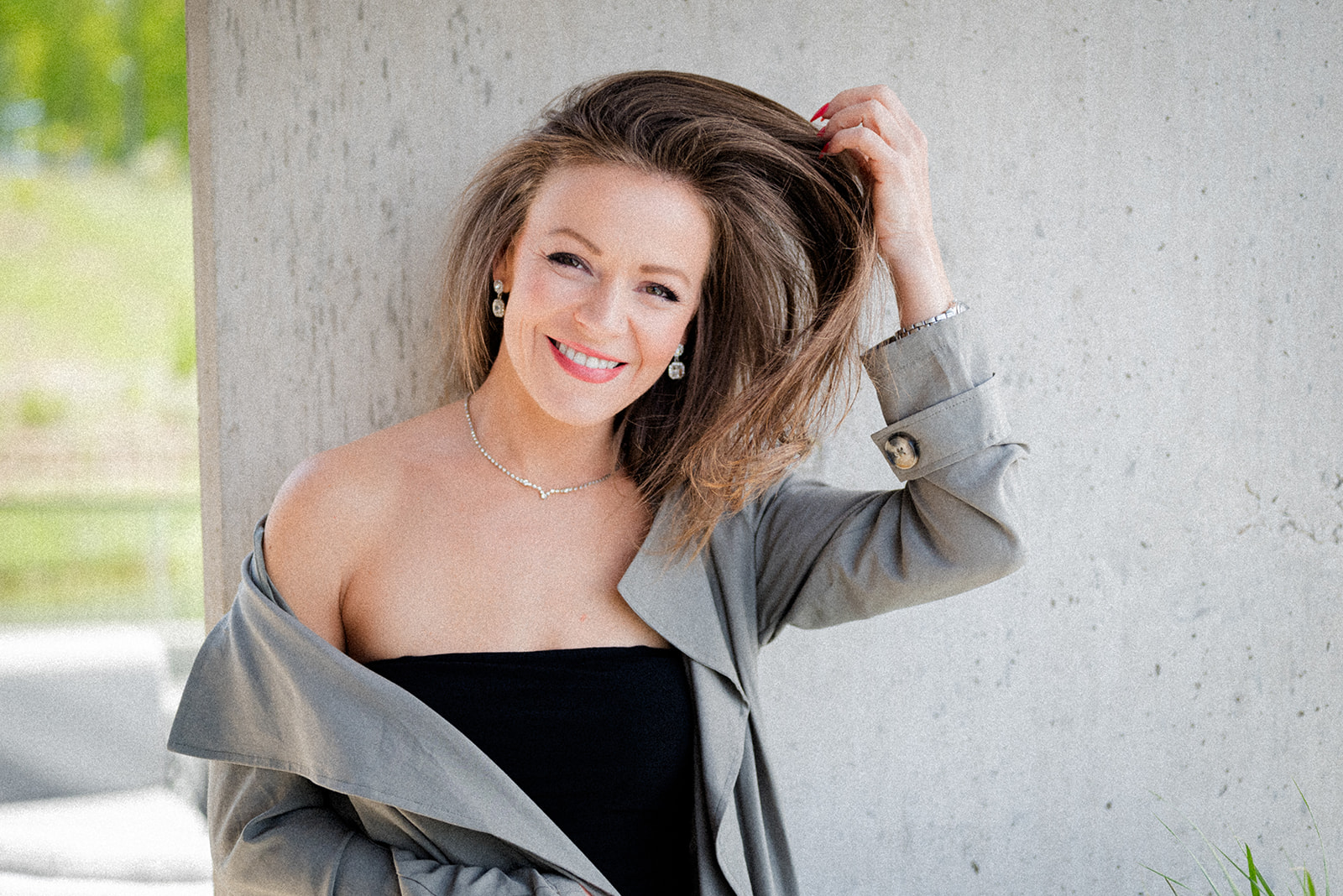 Portrait of Cynthia Aguiar, smiling